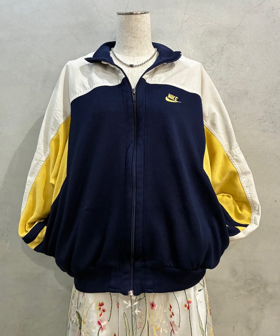 69c113a6393dc32679191819