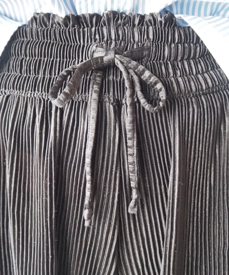 Wide Pleated Easy Pants BK
