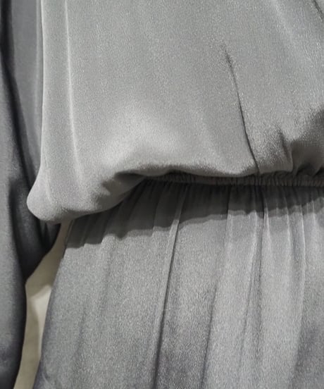 Dolman Sleeve Frill Design Dress BK