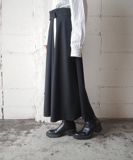 Remake Line Flared Skirt BKIV