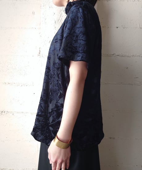 Opal Velour Botanical Pattern Tops BK