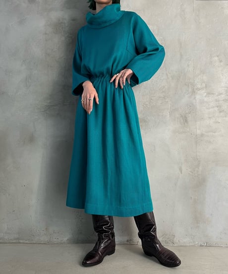 Turtle Neck Dolman Sleeve Dress BL
