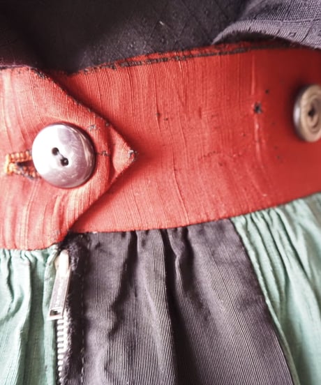 1960's Border Flared Skirt BLRE