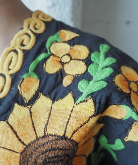 Sun Flower Embroidery Blouse BKYE