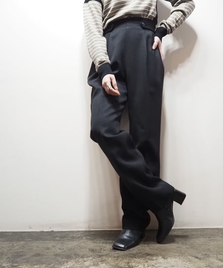 Side Belted Tuck Pants BK