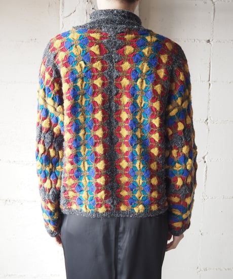 Multi Color Pattern Sweater GRREYE
