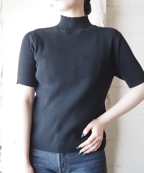 Mock Neck Knit BK