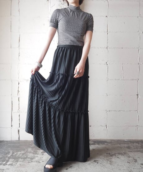 1980's Pleated Tiered Skirt BK