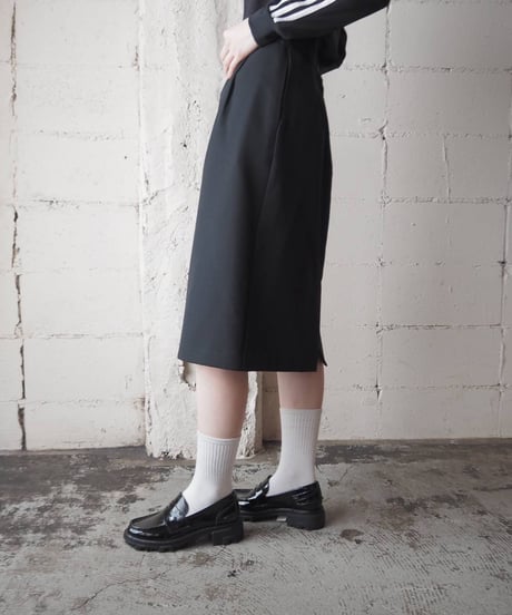 Tuck Tight Skirt BK