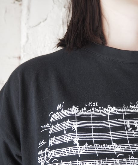 W:A:Mozart "Eine Kleine Nachtmusik" Score T-Shirt BK WH