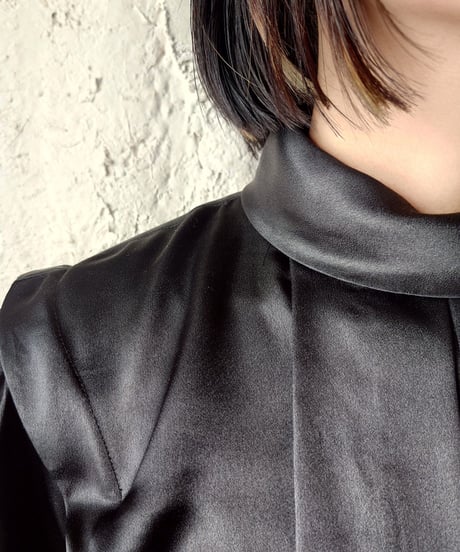 Turnover Collar Front Tuck Satin Blouse BK