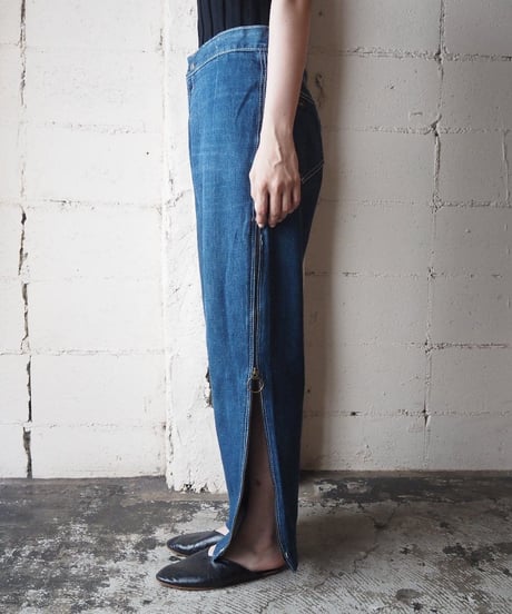 Side Zip Flare Denim Pants BL