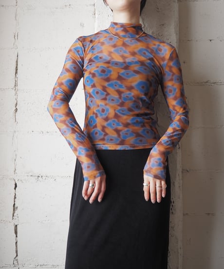 Mock Neck Sheer Cutsewn Flower OR BL
