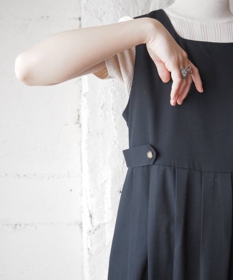 Square Neck Tuck Jumper Skirt BK