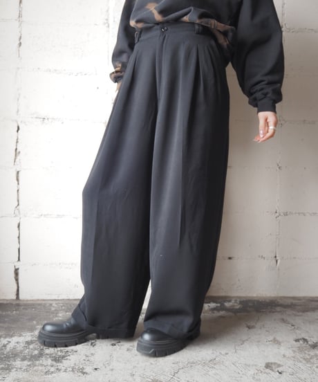 Wide Leg Three Tuck Slacks BK
