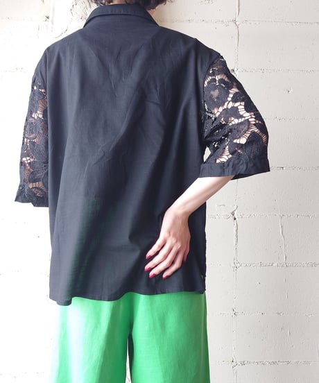 Flower Lace Short Sleeve Shirt BK