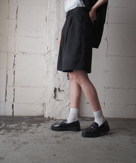 Tuck Shorts BK