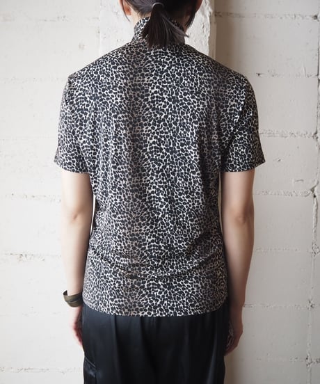 Mockneck Leopard Tops BKBE