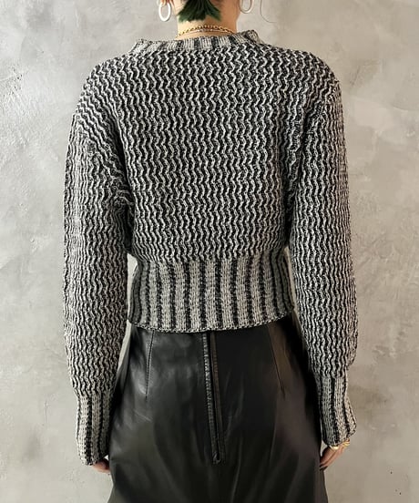 Wave Rib Pattern V Neck Knit GRBK
