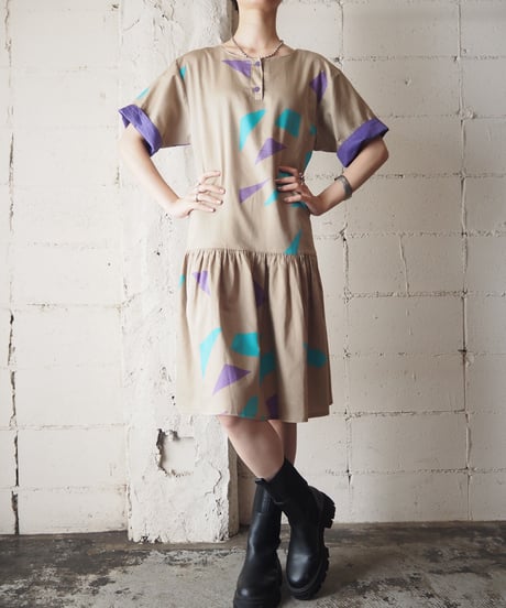 Lowrise Collarless Dress BE