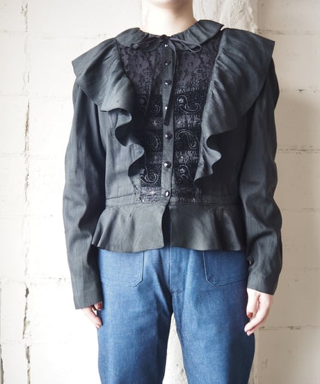 Lace × Velour Frilled Blouse BK