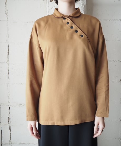 Asymmetric Design Round Collar Blouse CM