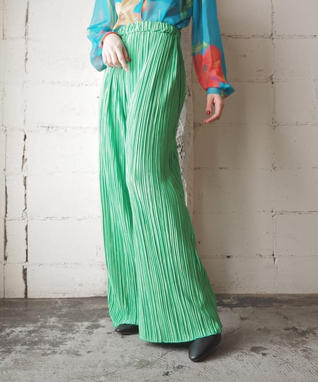 Pleated Easy Pants GN