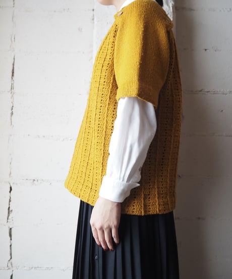 Shoulder Button S/S Design Knit YE