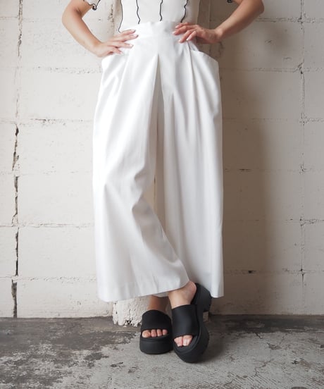 Tuck Gaucho Pants WH