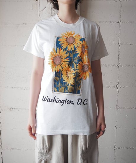 Washington D.C. Sunflower Print Tee WH