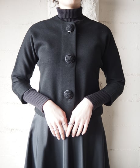 Collarless Big Button Cardigan BK
