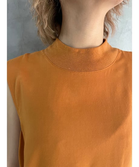 Rib Mock Neck sleeveless Blouse OR