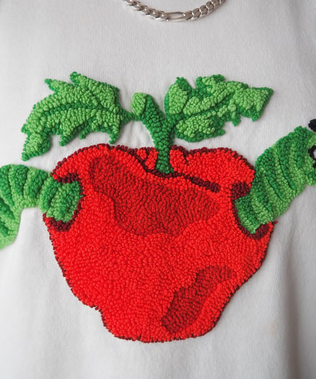 Apple&Caterpillar Embroidery Sweat WHREGN