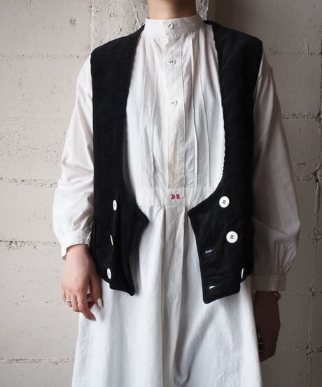 Wood Man Vest BKGR