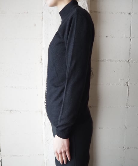 Mock Neck Design Knit BKGR