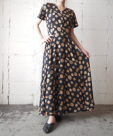 Flower Pattern Collarless Dress BKBE