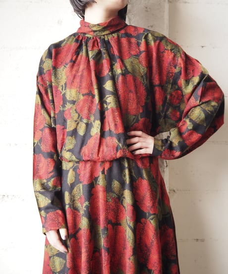 Flower Pattern Neck Design Dress