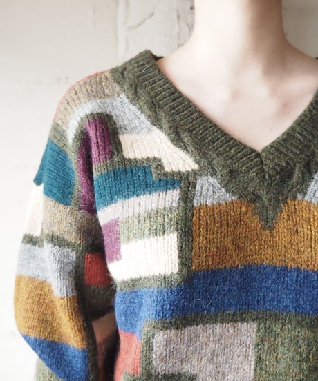 Brock Pattern Vneck Knit KAORBL