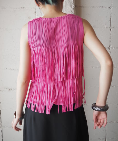 KATE HEWKO Fringe Cutsewn PI