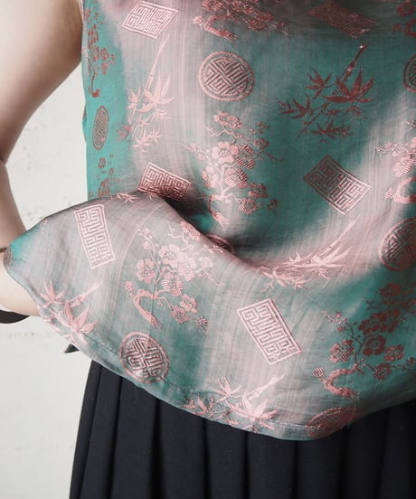 China Pattern Sleeveless Satin Blouse PIGN