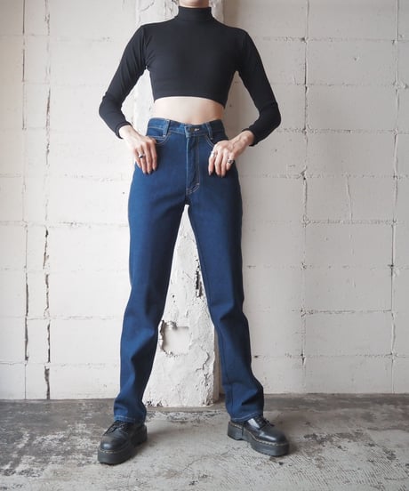 Back Zip Cropped Cutsewn BK