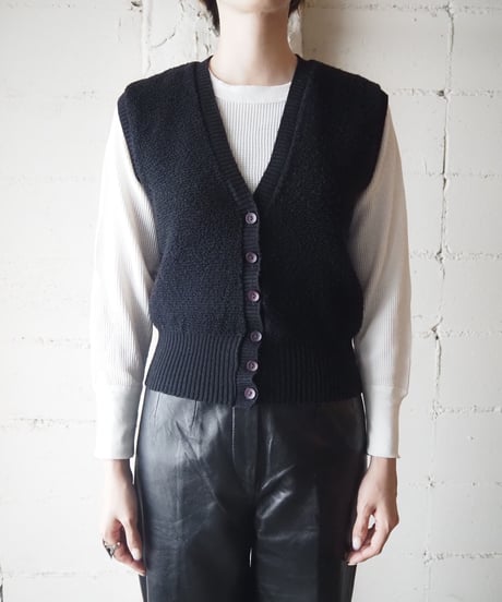 Front Button Knit Vest BK