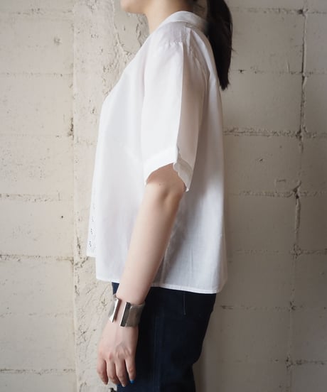 Open Collar Cutwork Lace Blouse WH