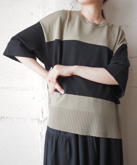 DKNY Bicolor Knit KABK