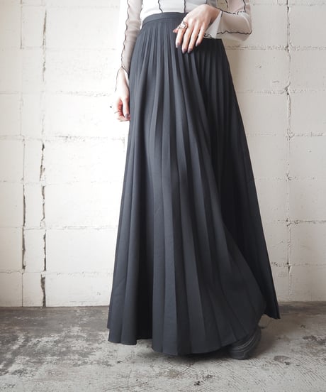 Pleated Long Skirt BK