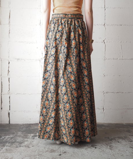 1960-1970's Paisley Long Skirt BKORBL