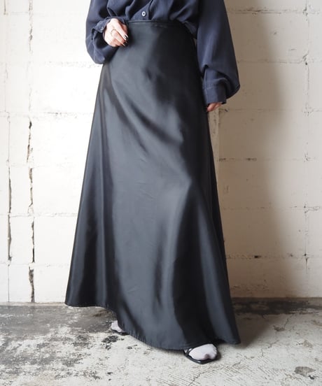 Nylon Flared Long Skirt BK