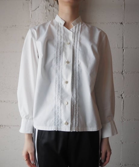 Stand Lace Collor Blouse WH