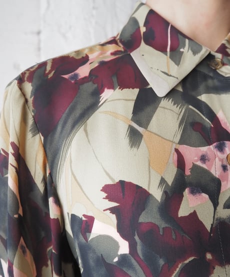 Botanical Pattern Sheer Shirt BEKABUR