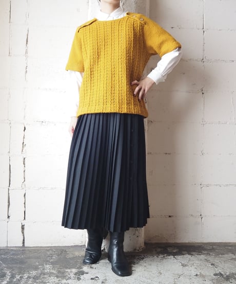 Shoulder Button S/S Design Knit YE